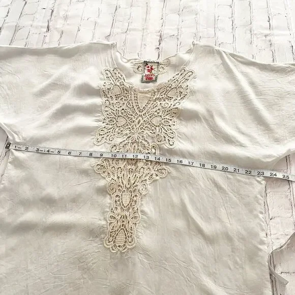 Johnny Was Off White Chalk Short Sleeve Dolman Sleeve Crochet Appliqué Front S - Picture 6 of 10